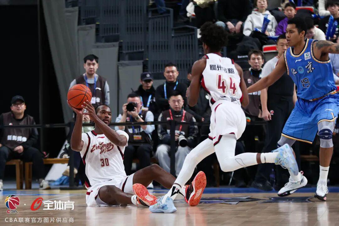 多多28登录-【CBA联赛】第十八轮｜浙江稠州金租73-79北京北汽